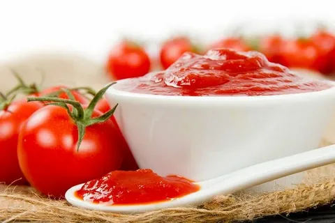 تصویر 2 از رب گوجه فرنگی محلی ستاره دخت با ترکیب طبیعی و بدون نگهدارنده